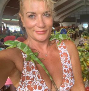 Nicole Hudson Vanuatu Hair